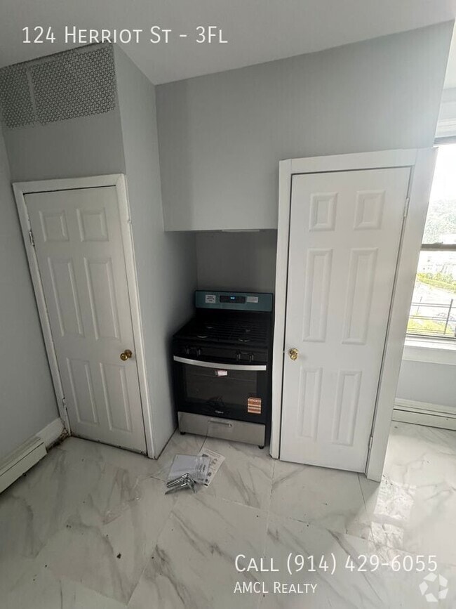 Building Photo - 124 Herriot St Unit 3Fl Rental
