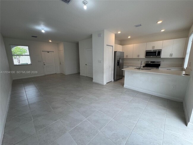 Photo - 2609 SE 11th St