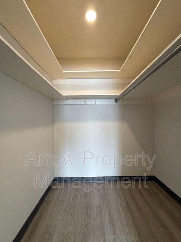 Photo - 1215 E Street-11