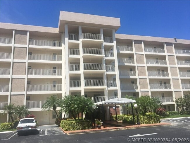 Building Photo - 2851 S Palm Aire Dr Unit 309