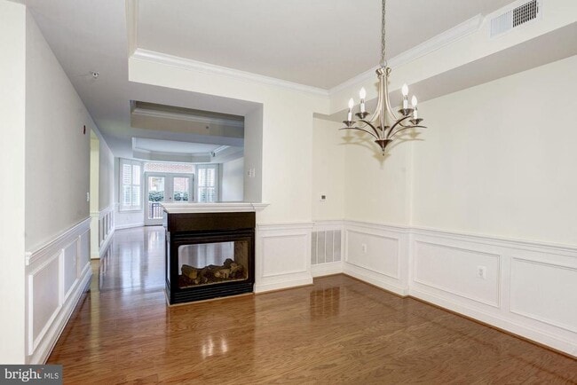 Photo - 320 S West St Apartment Unit 105