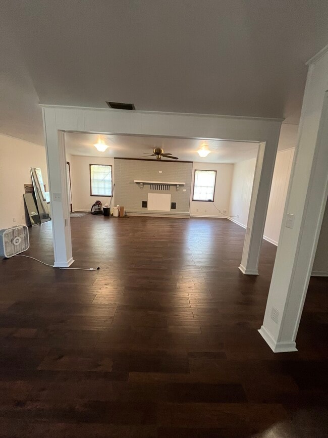 Photo - 10255 Old 63 S