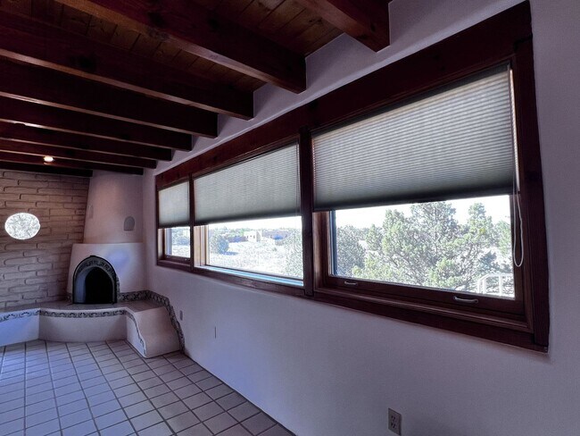 Photo - 5 Oriente Ct