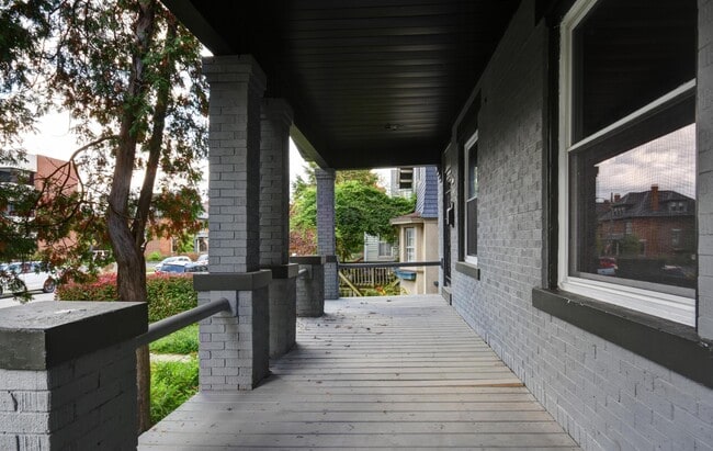 Photo - 1515 Hawthorne Ave Apartment