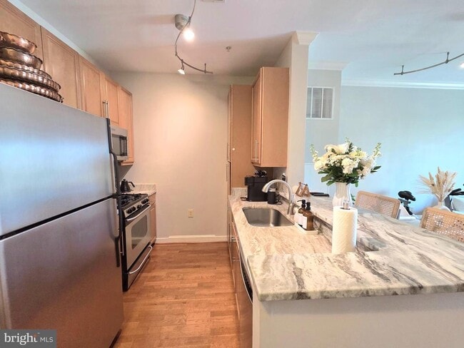 Photo - 11770 Sunrise Valley Dr Unidad 318