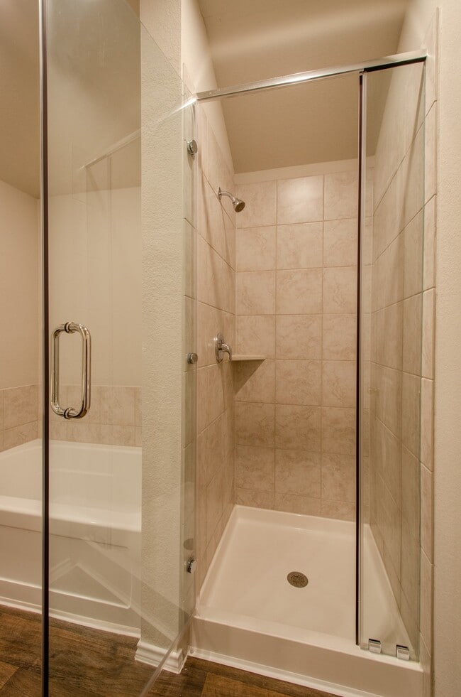 Photo - 13966 Fort Ward Way