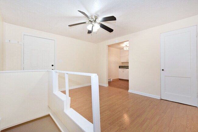 Photo - 11240 SW Barbur Blvd Unidad 27