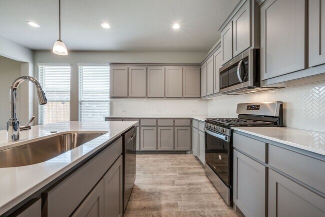 Photo - 5231 Meadow Ln