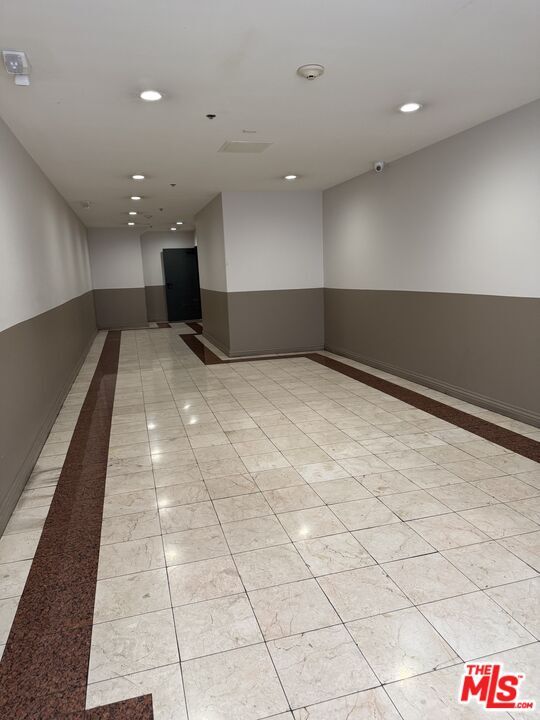 Photo - 962 S Gramercy Dr Unit 207