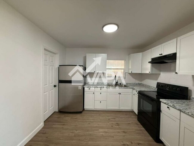 Photo - 411 Yolanda Dr