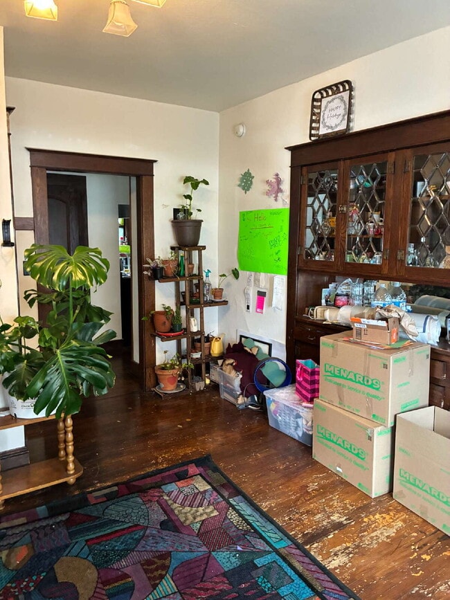 Photo - 4 Bed 2 Bath close to UWEC!