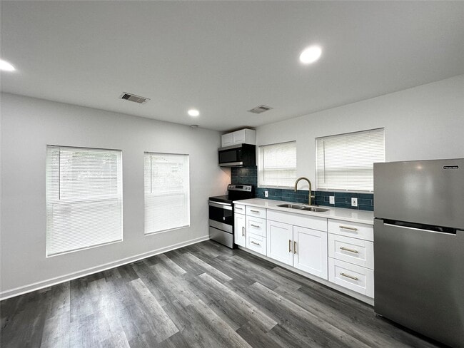 Photo - 4318 1st St Unit C