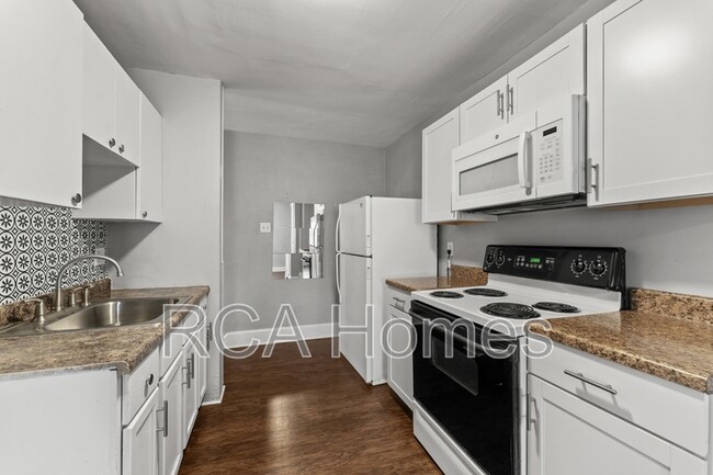 Photo - 528 1/2 E Raymond St.