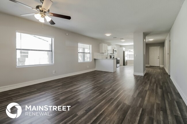 Photo - 4118 Minoso St