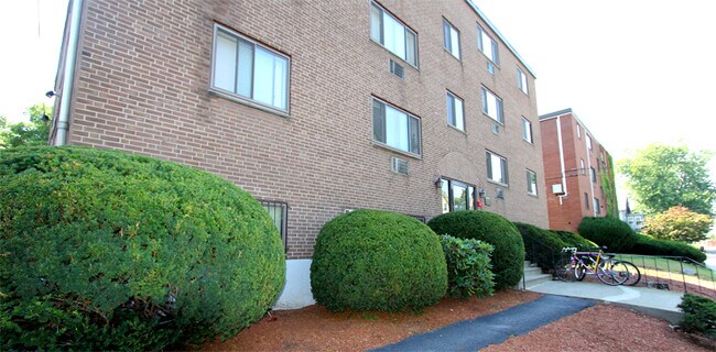 25 Allston St Unidad 1