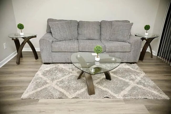 Room in Condo on Forest View Dr