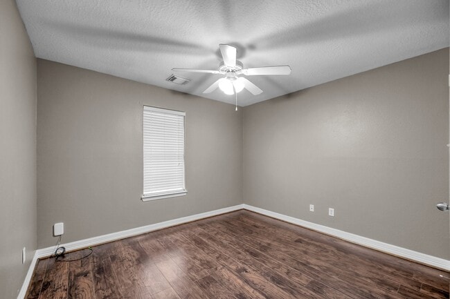 Photo - 103 Moonspinner