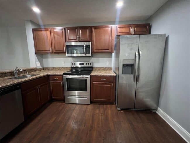 Photo - 5621 Riverside Dr