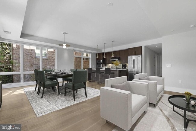 Photo - 2225 California St NW Unit 302