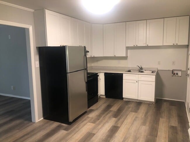 Building Photo - Three Bedroom Ranch Home in Yorkmount! COMING SOON!