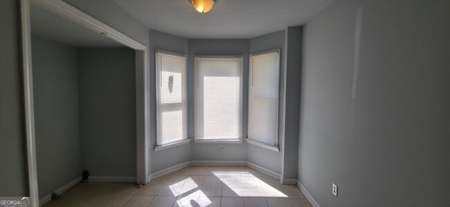 1104 Booth Ct SW