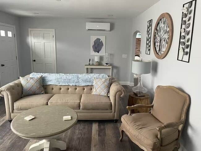 Photo - 297 Swansom Rd