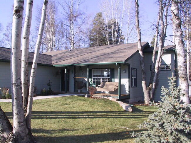 530 Glenwood Rd
