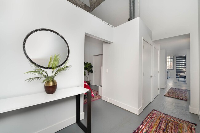 Photo - 2 Bedroom 2 Bath Loft Along the Little Mia...
