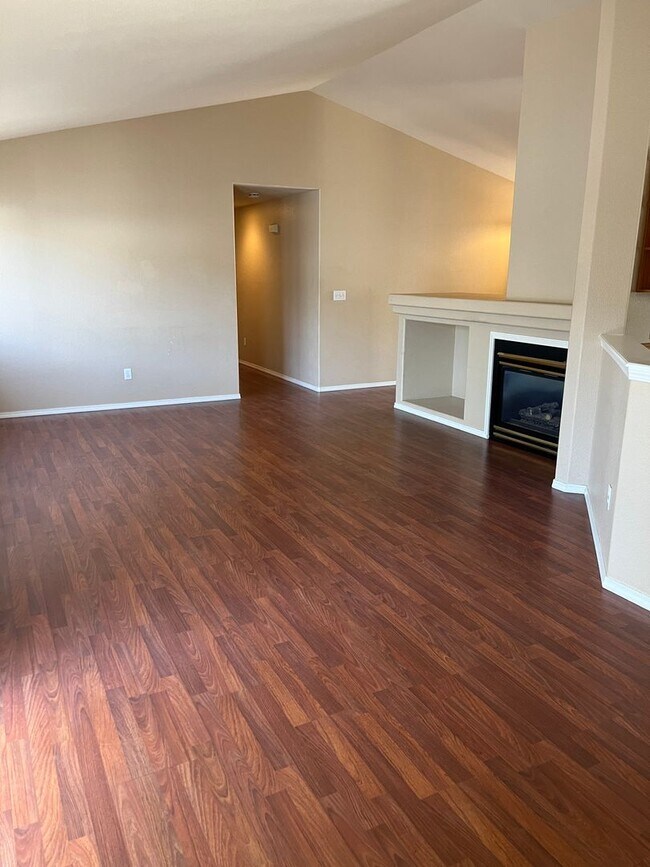 Photo - Beautiful 4 bedroom 2 bathroom single family house with Fenced backyard and 3 car garage