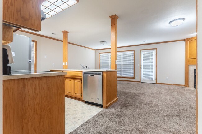 1807 Pointer Ln