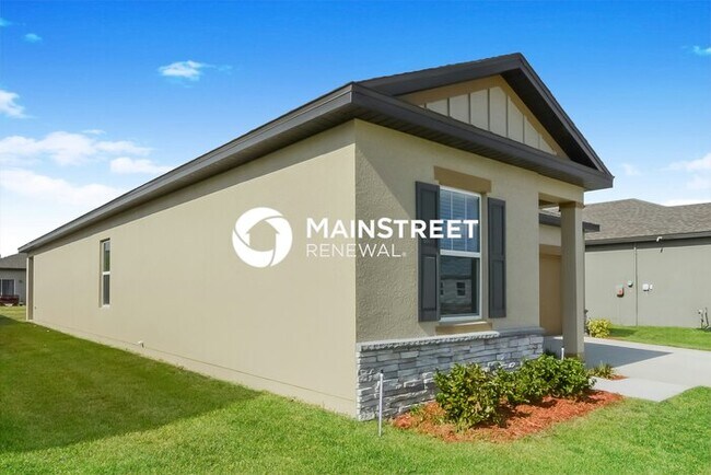 Photo - 3 Bedroom Pet-Friendly Home in St. Cloud, FL with Main Street Renewal