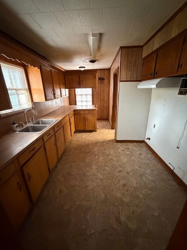 Photo - 3 Bedroom, 2 Bathroom Home for Rent