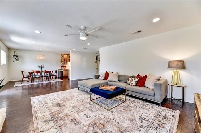 Photo - 8308 Roan Ln