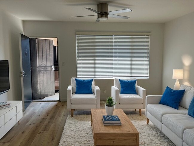 Building Photo - 333 Vernon Ave