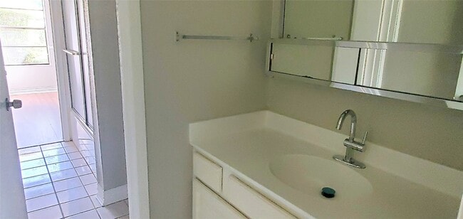 Photo - 12900 Walden Rd