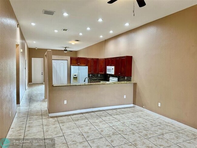 Photo - 4222 Woodside Dr