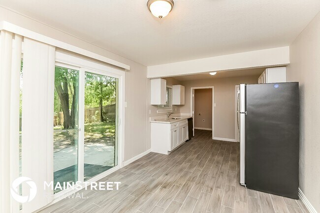 Photo - 3558 Paint Trail