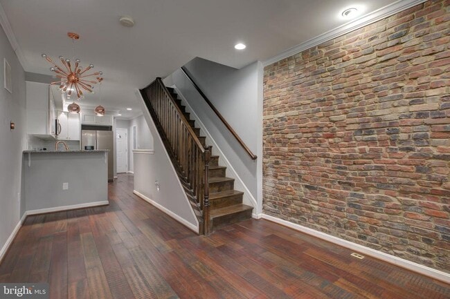 Photo - 16 N Bradford St