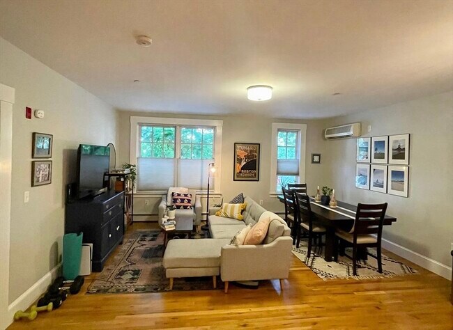 Photo - 432 Norfolk St Unit 1C