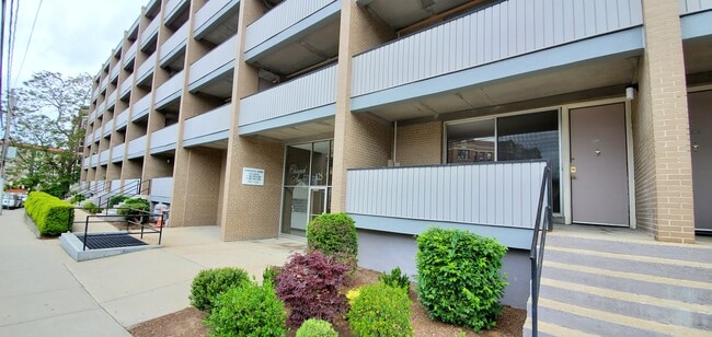 Chiswick Building