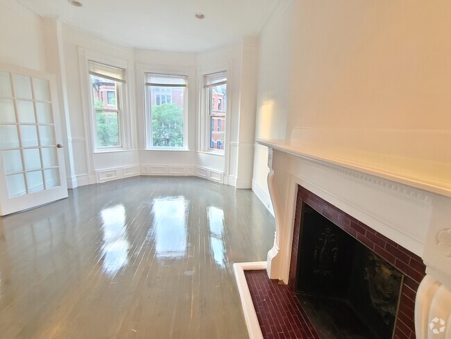 Building Photo - 255 Newbury St Rental