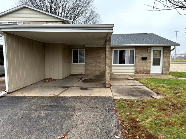 Photo - 21 Florentine Ct