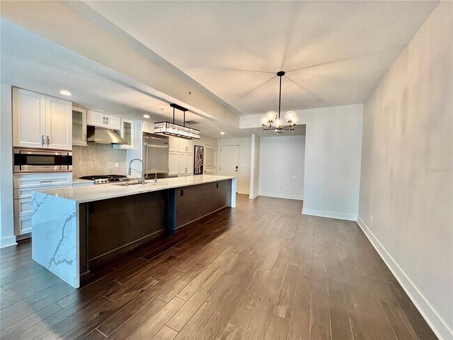Photo - 1120 E Kennedy Blvd Condo Unit 411