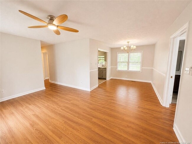 Photo - 1506 Swainey Ave