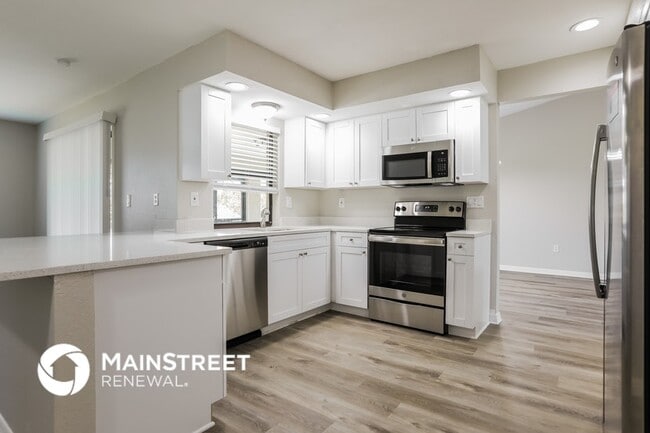 Photo - 850 Forest Hill Ln NW