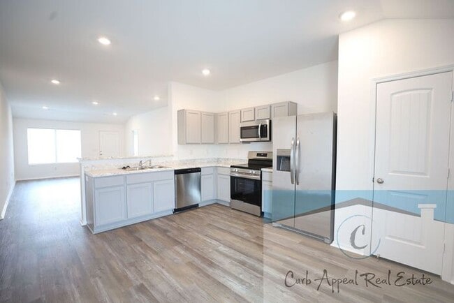 Photo - New construction in Jonesboro - beautiful 4 bed / 2 bath home - Nettleton!