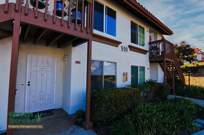 Photo - 910 S Rancho Santa Fe Rd