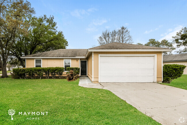 Building Photo - Inviting 3-Bedroom Home