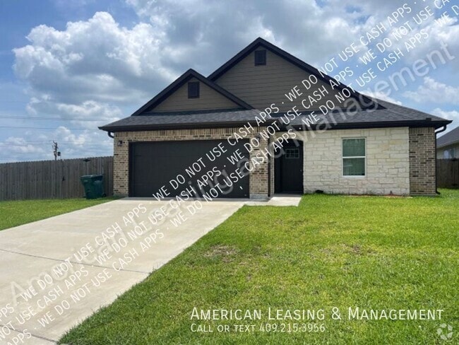 Building Photo - 2680 St Helena St Rental