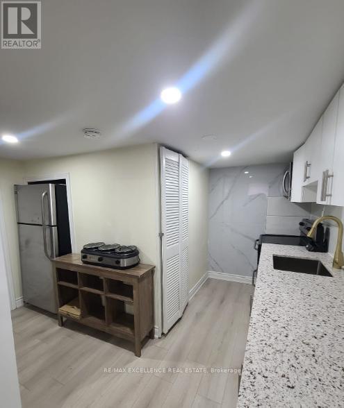 Photo - 156 Voltarie Cres